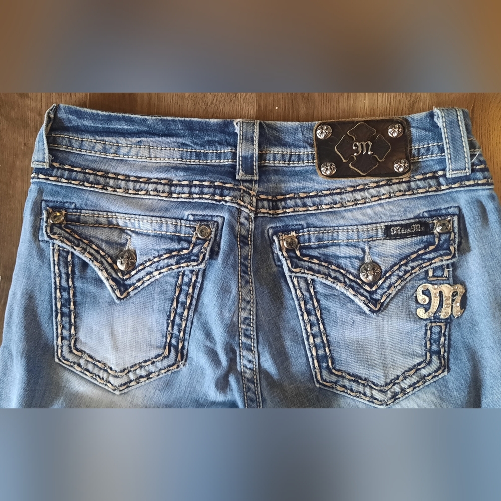 Miss Me 28W x 30L heavy whipstiched bootcut jeans